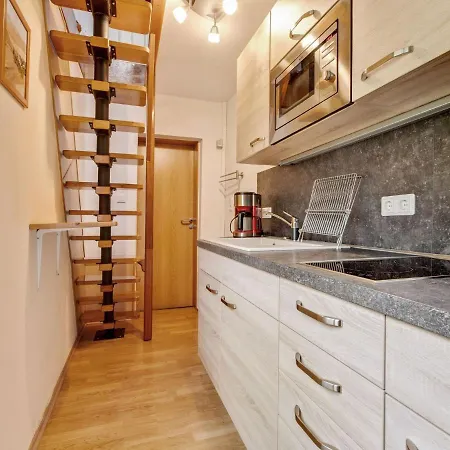 Holiday home Attractive In Sch Nbrunn With Garden