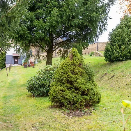 Holiday home Attractive In Sch Nbrunn With Garden *