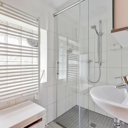 Holiday home Attractive In Sch Nbrunn With Garden Schleusegrund